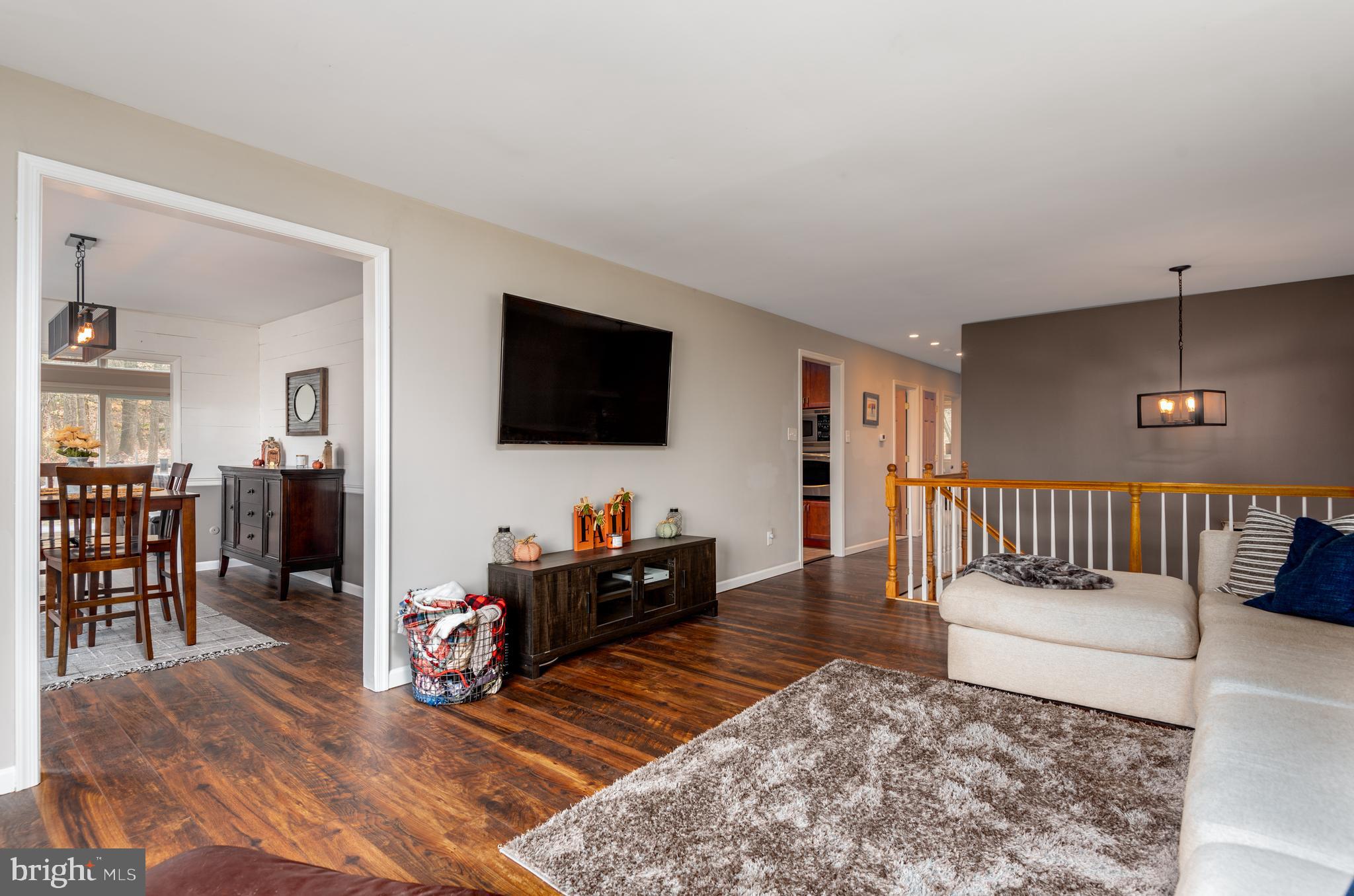 WHITE ROCK ACRES - Residential