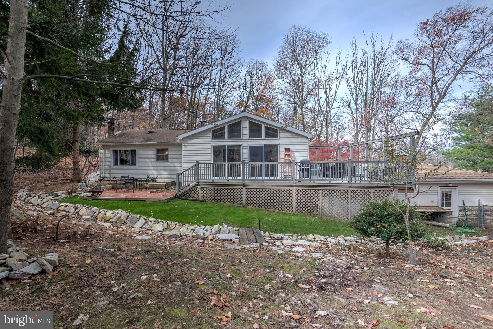 WHITE ROCK ACRES - Residential