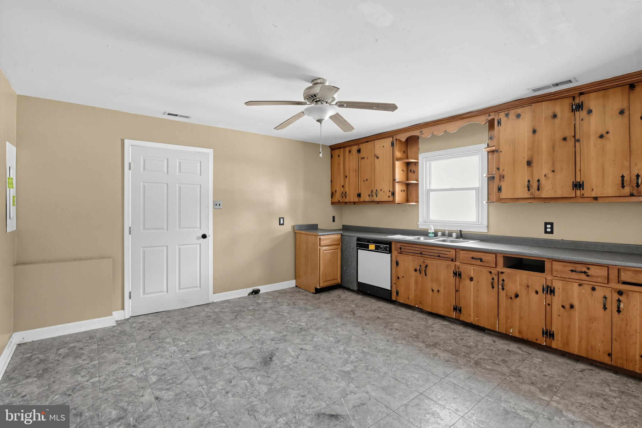 6315 COURTHOUSE ROAD