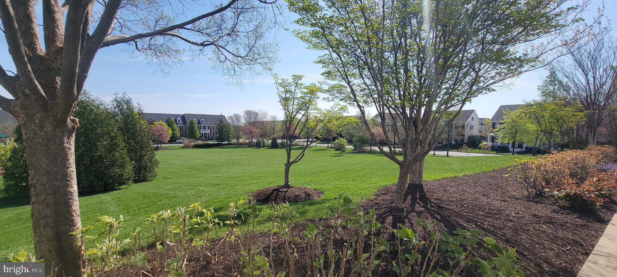 LOUDOUN VALLEY ESTATES 2 - Residential Lease