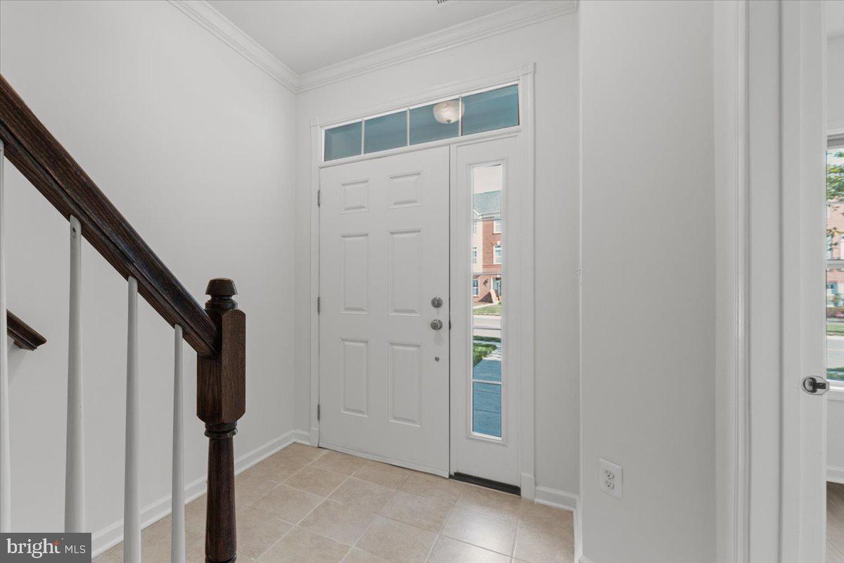 LOUDOUN VALLEY ESTATES 2 - Residential Lease