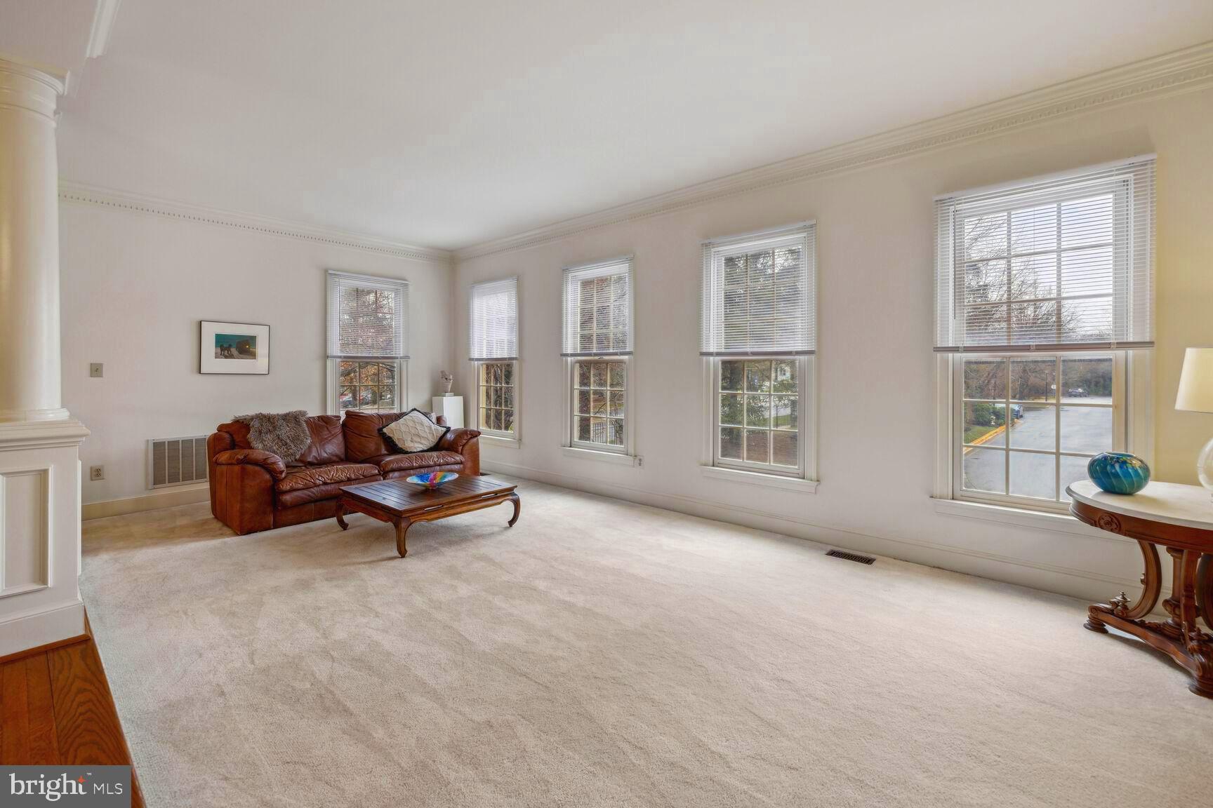 DECOVERLY ADVENTURE - Residential