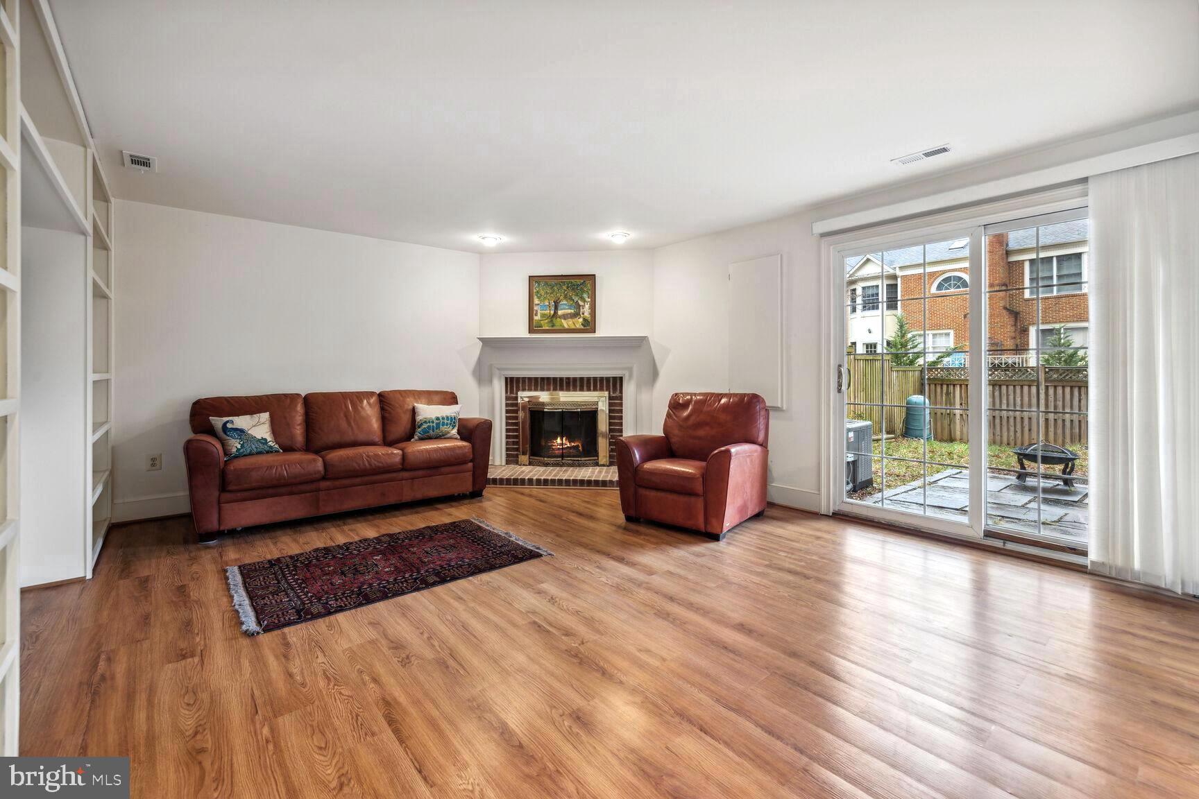 DECOVERLY ADVENTURE - Residential