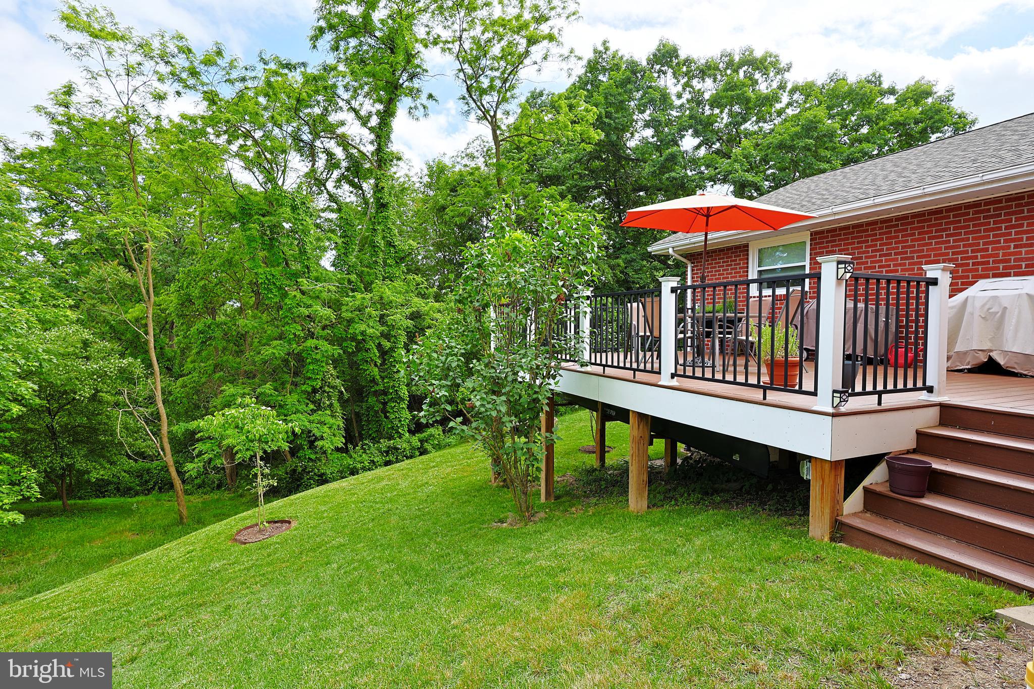 WHITE OAKS - Residential