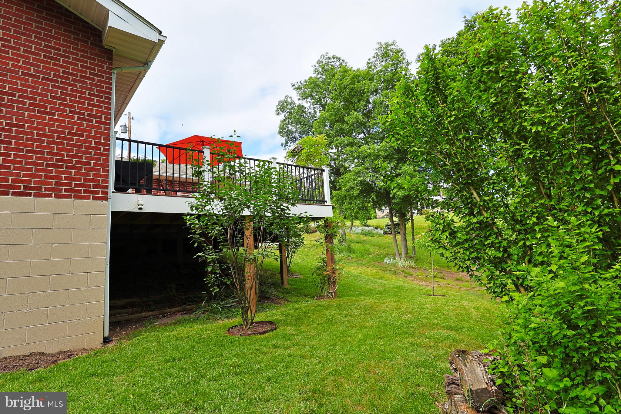 WHITE OAKS - Residential