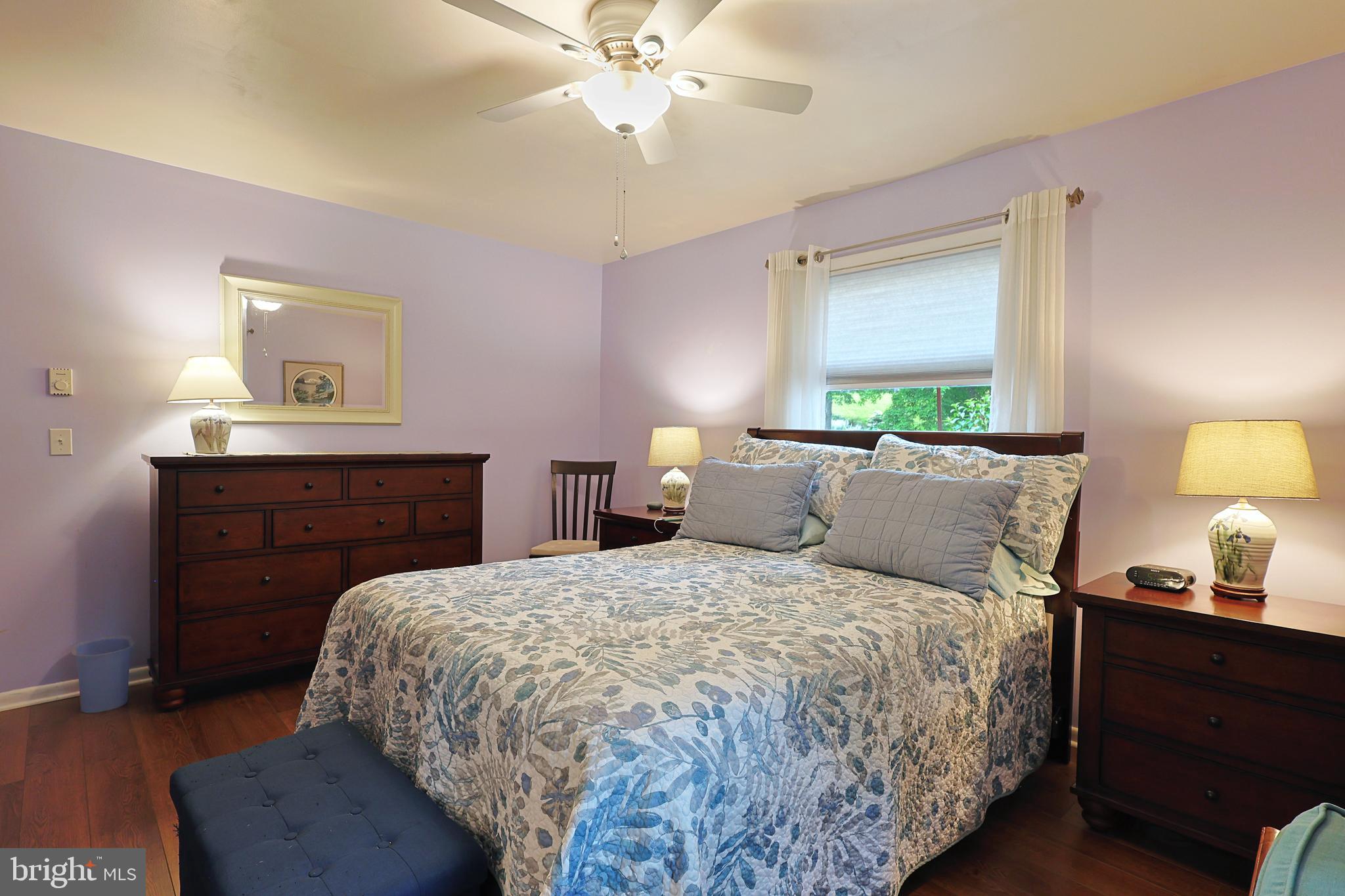 WHITE OAKS - Residential