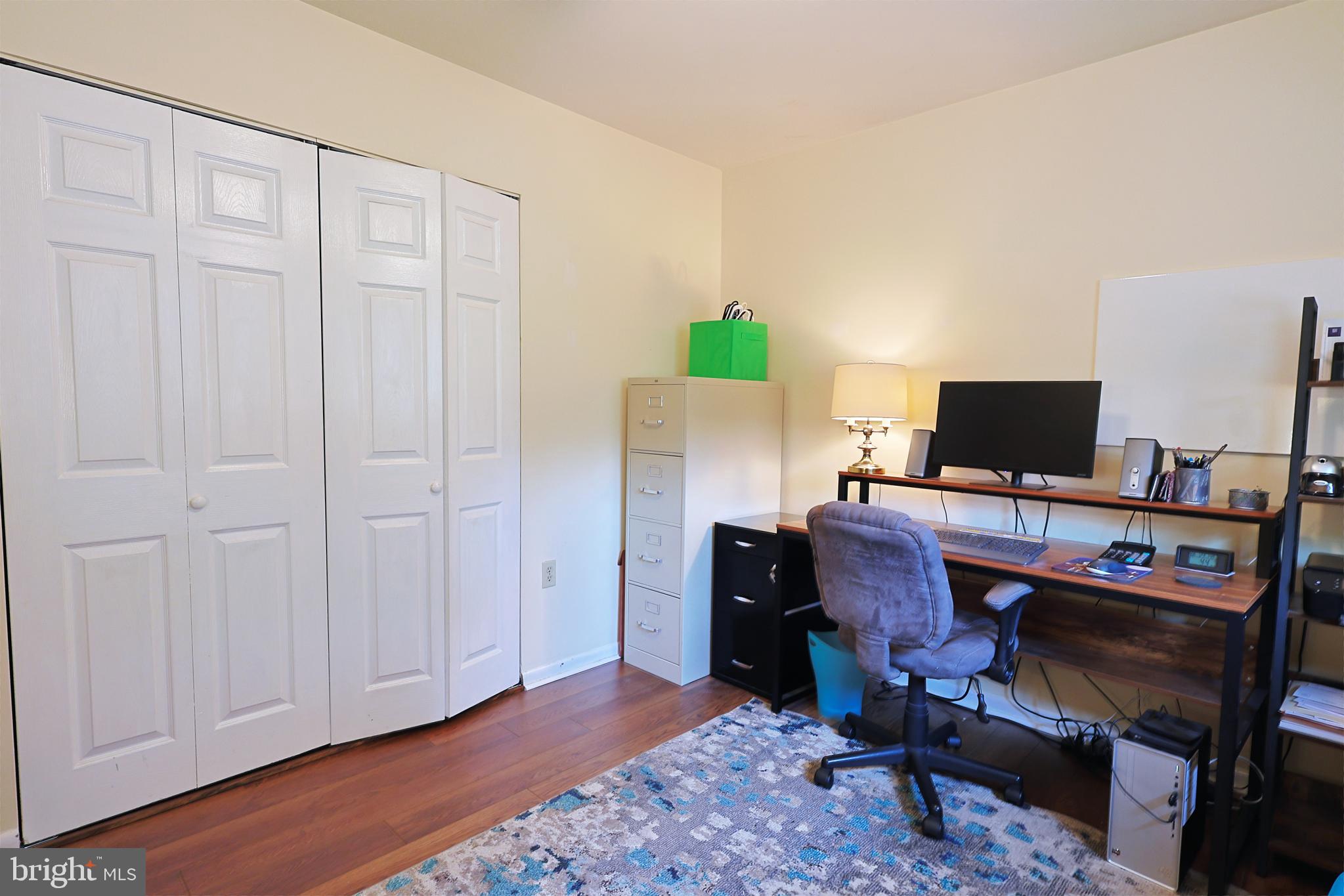 WHITE OAKS - Residential