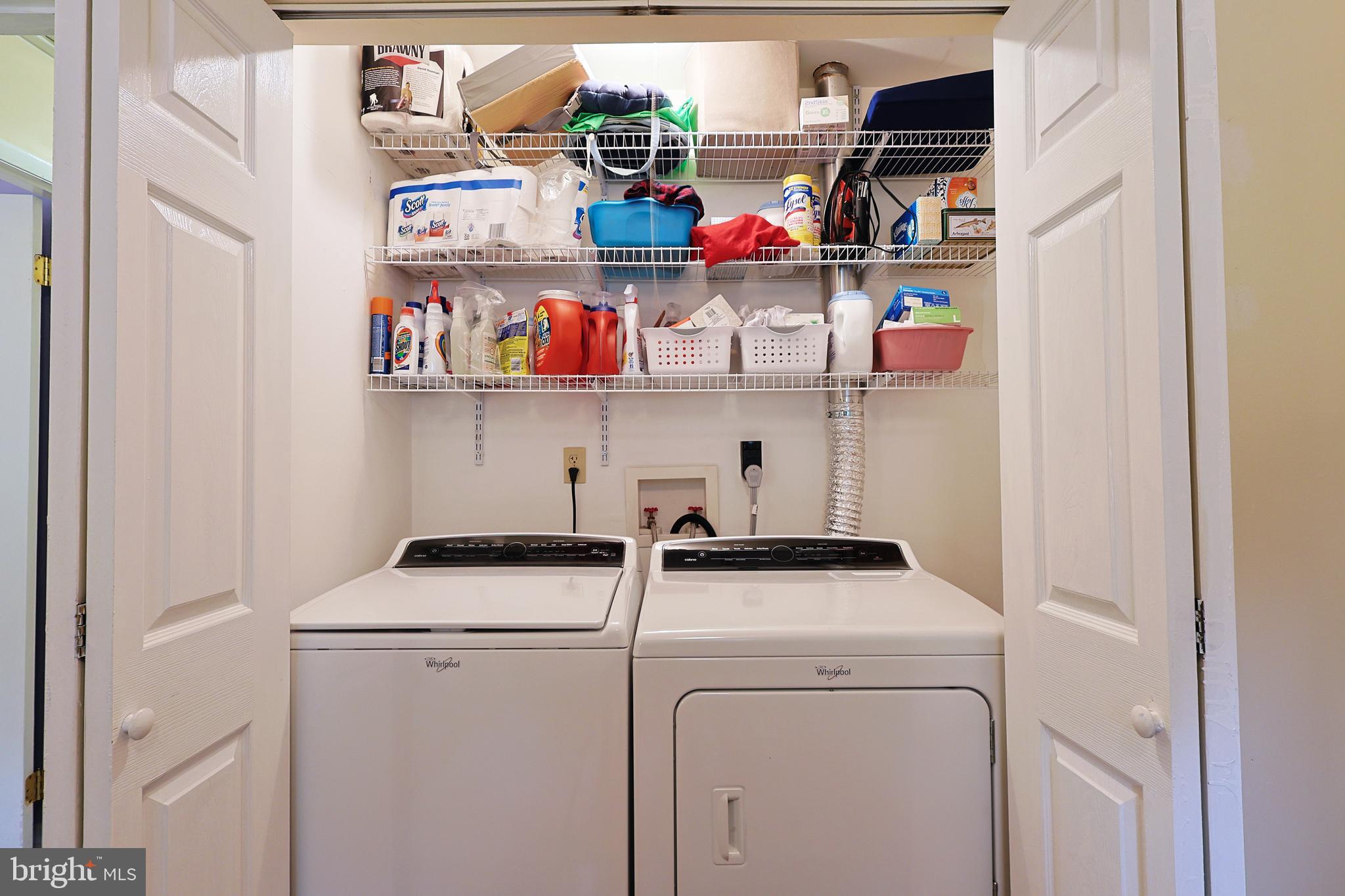 WHITE OAKS - Residential