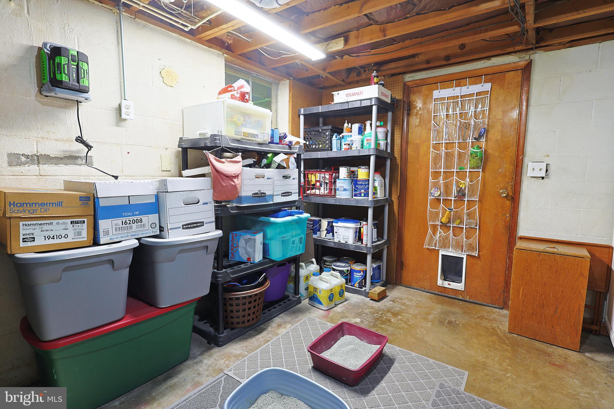 WHITE OAKS - Residential