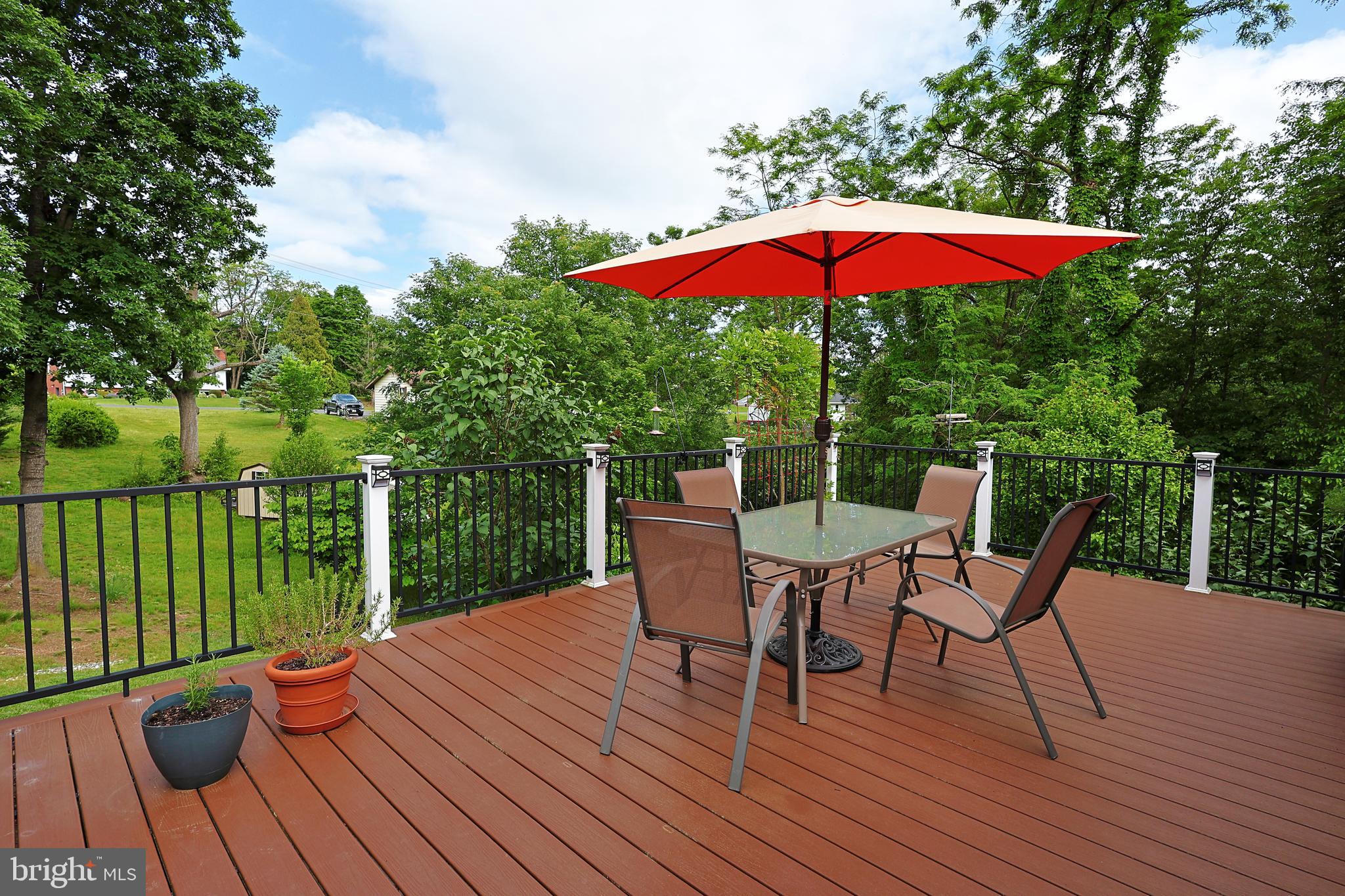 WHITE OAKS - Residential