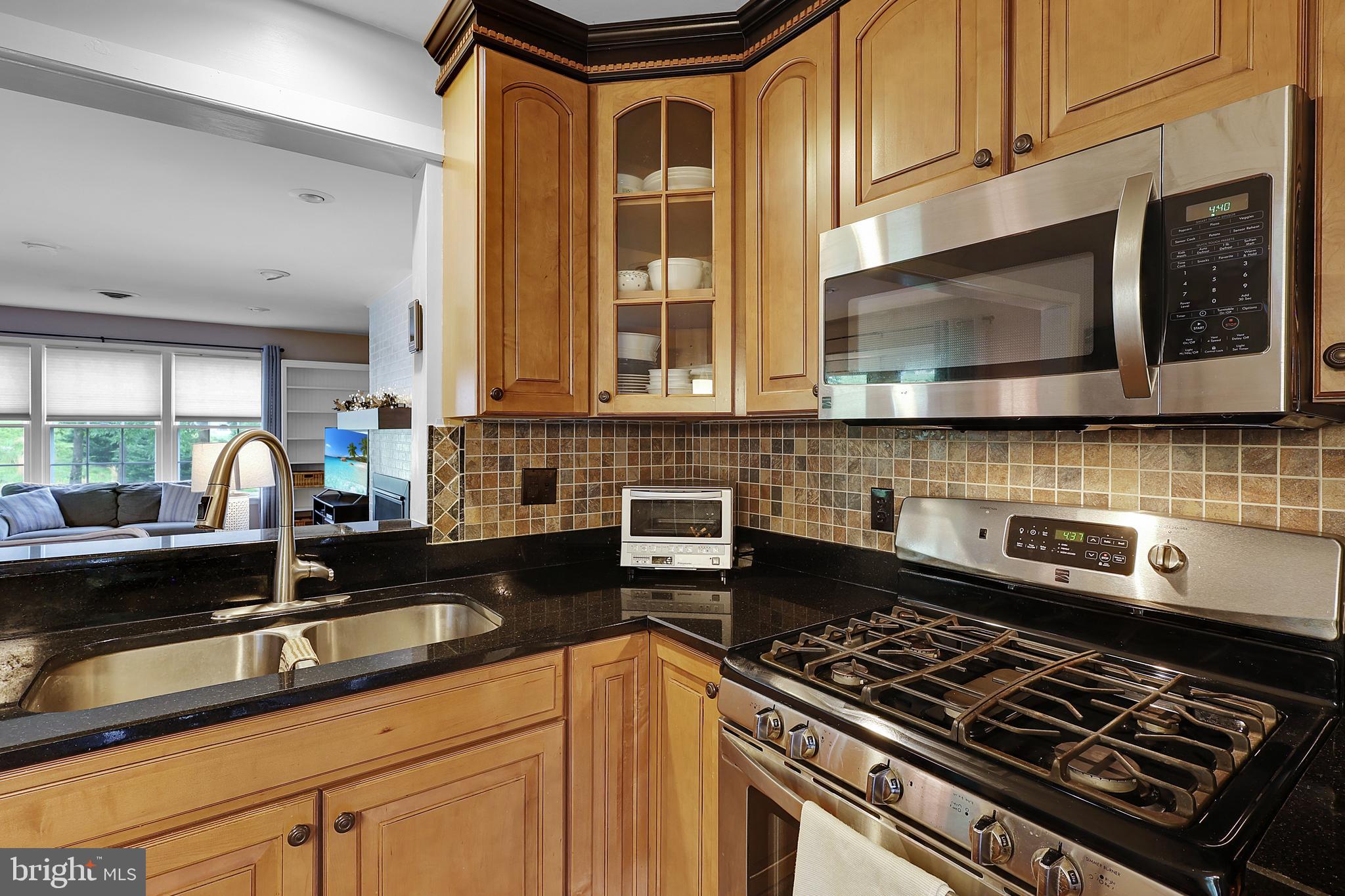 WHITE OAKS - Residential