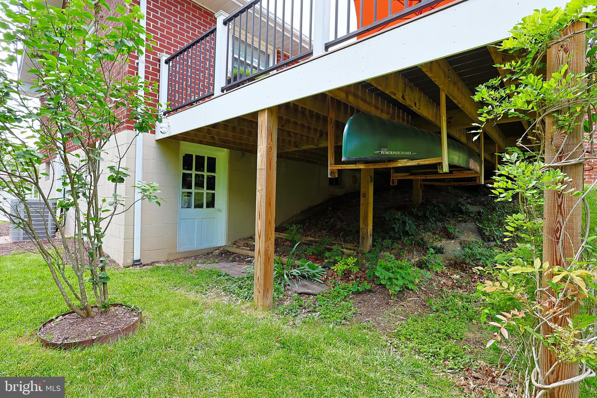 WHITE OAKS - Residential