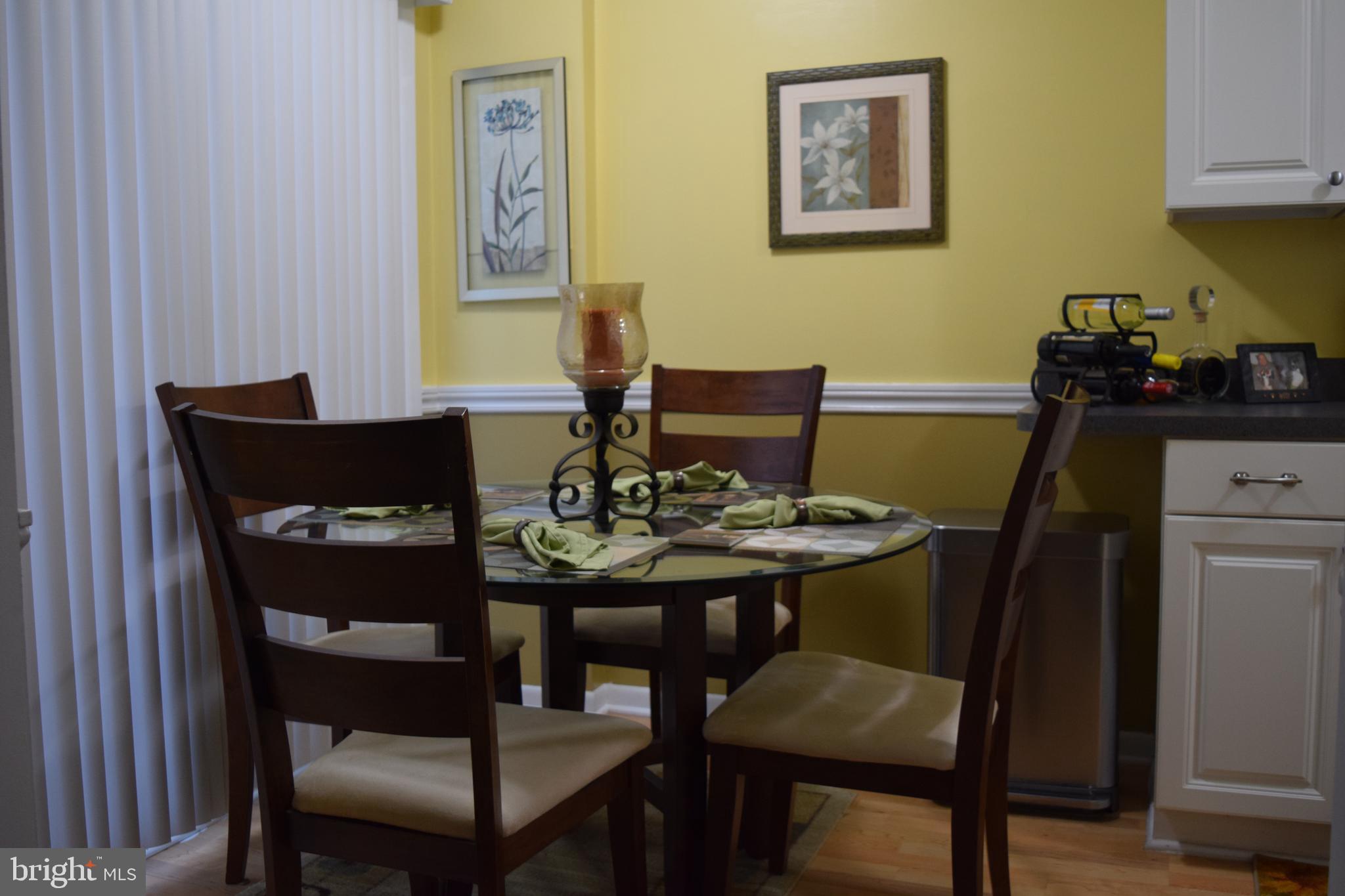 YORKTOWN - Residential