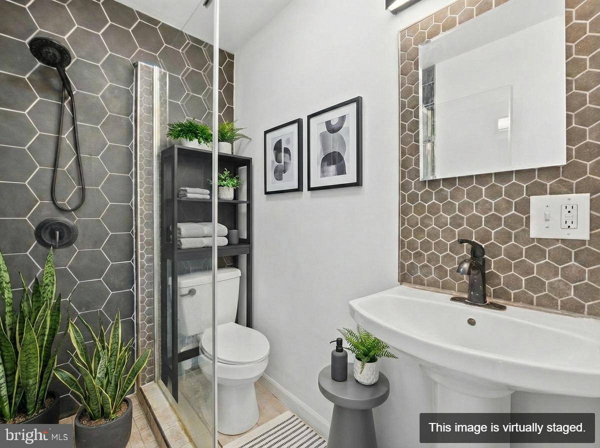 BROOKLYN HEIGHTS - Residential