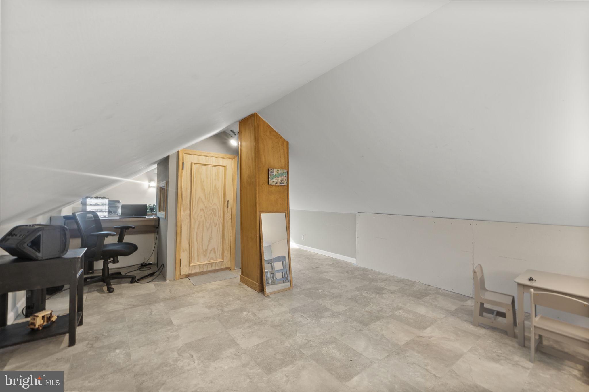 BROOKLYN HEIGHTS - Residential