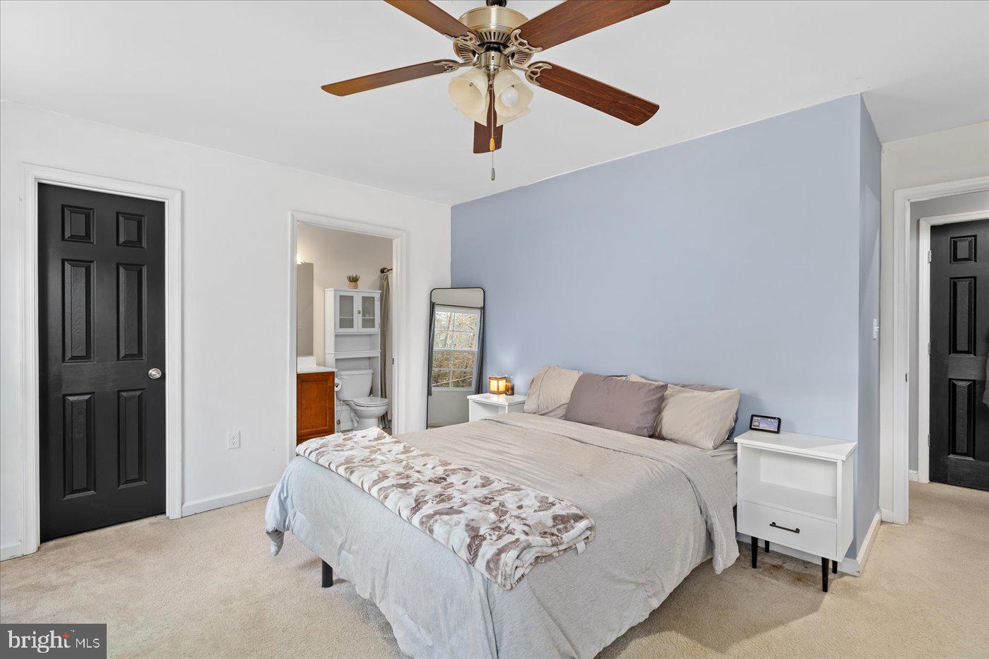 LAKE LAND - Residential