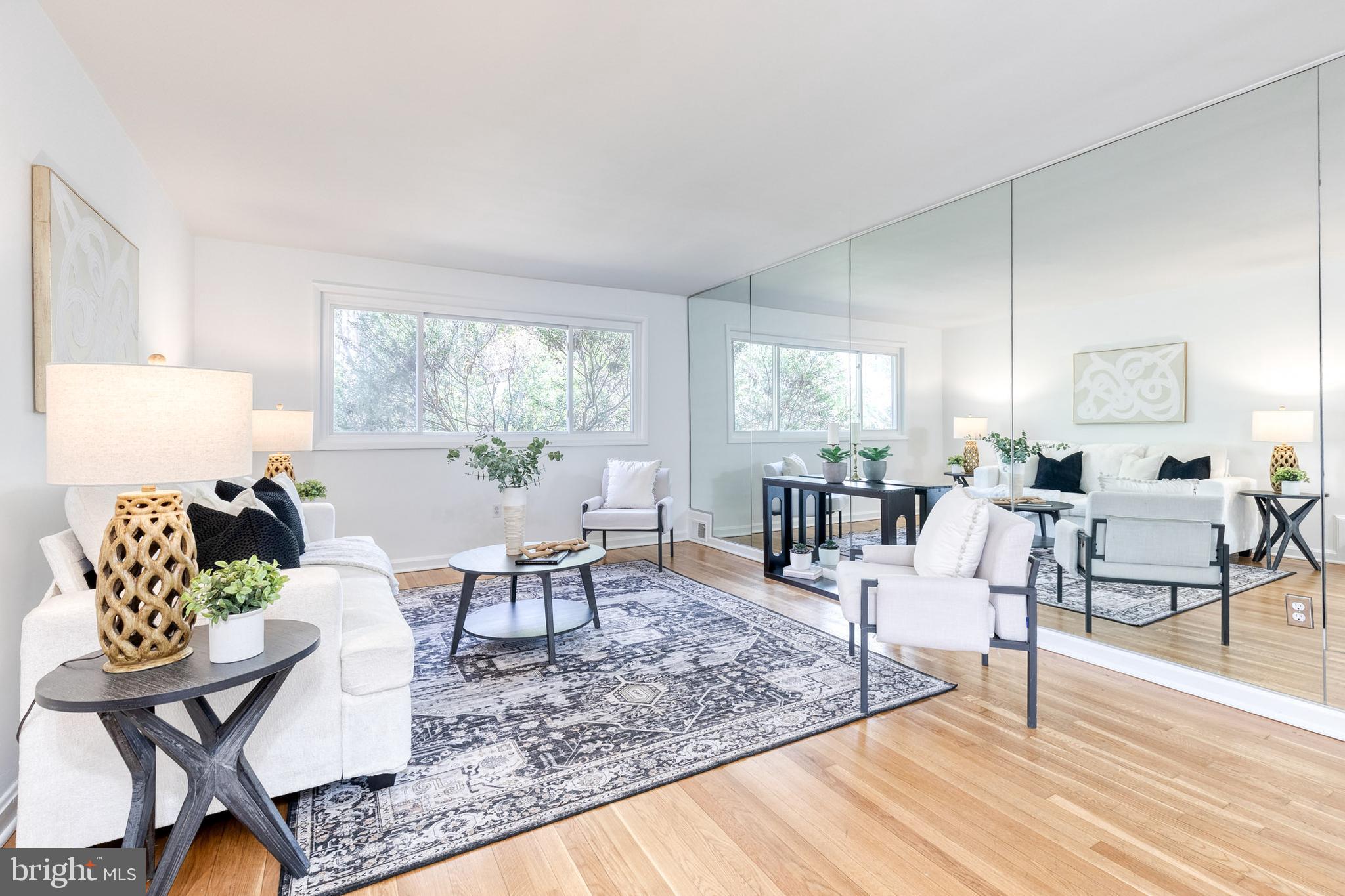 COLLEGE PARK ESTATES - Residential