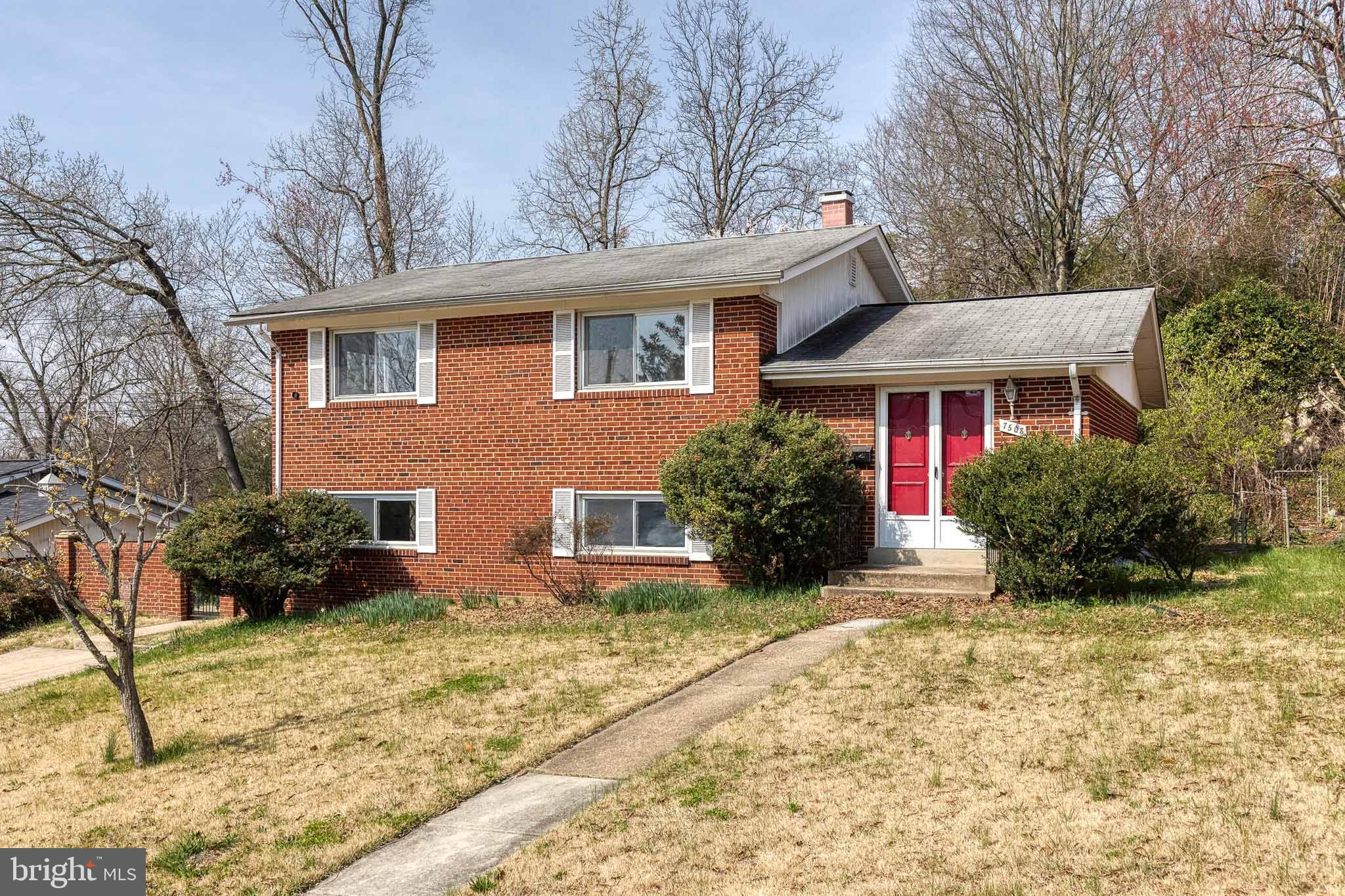 COLLEGE PARK ESTATES - Residential