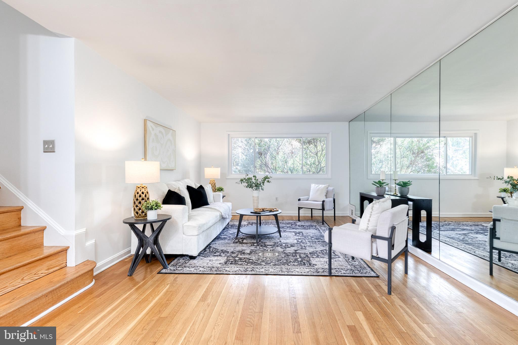 COLLEGE PARK ESTATES - Residential