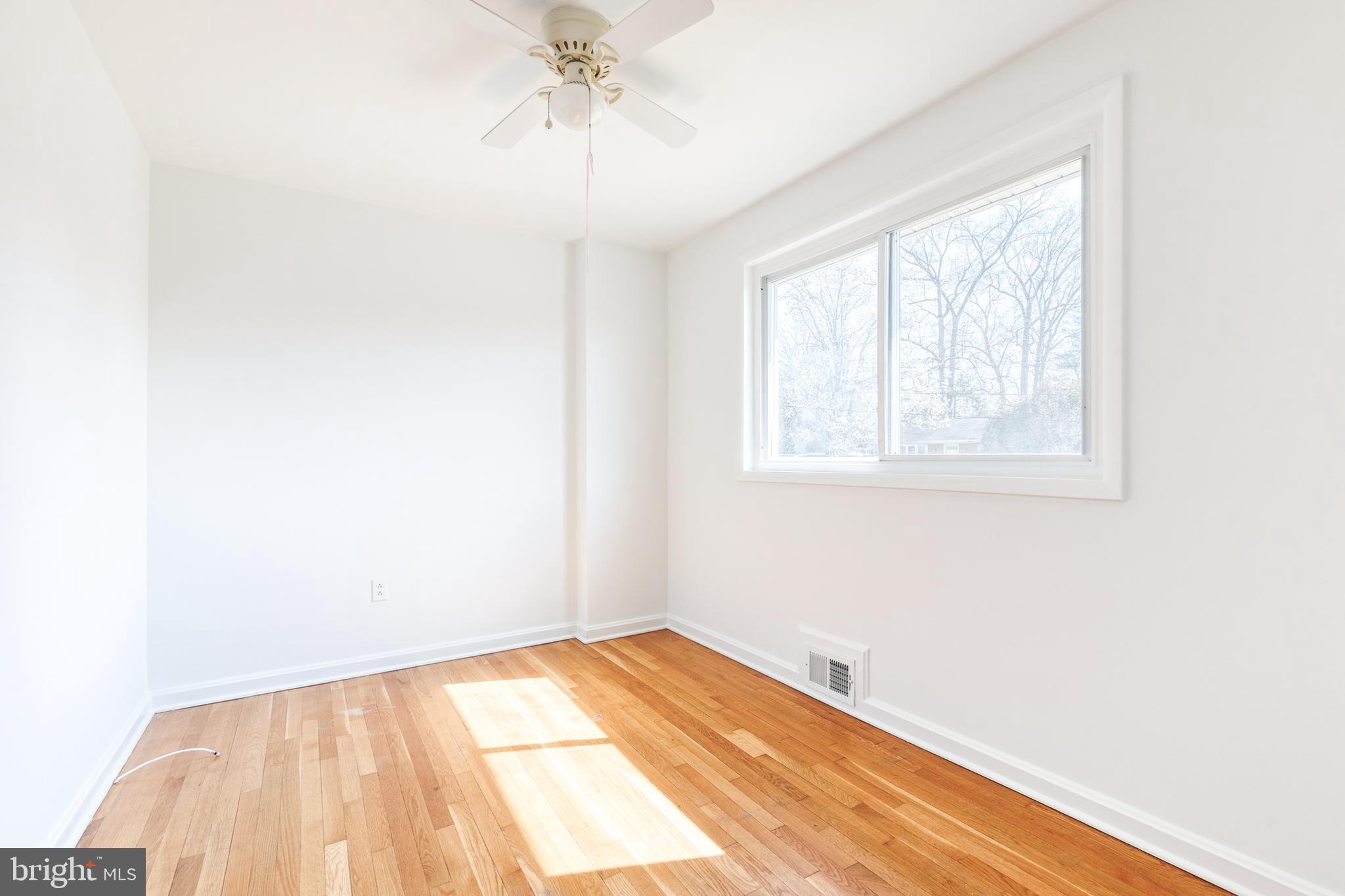 COLLEGE PARK ESTATES - Residential