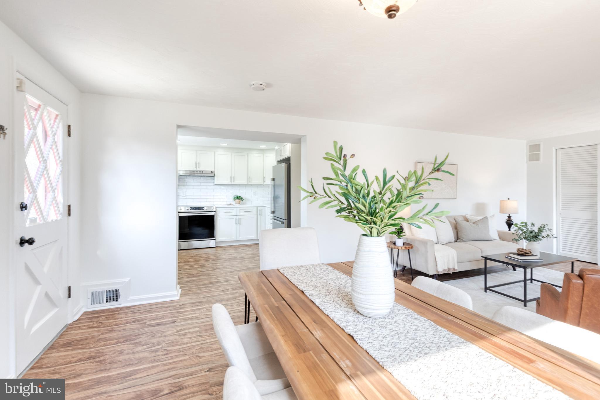 COLLEGE PARK ESTATES - Residential