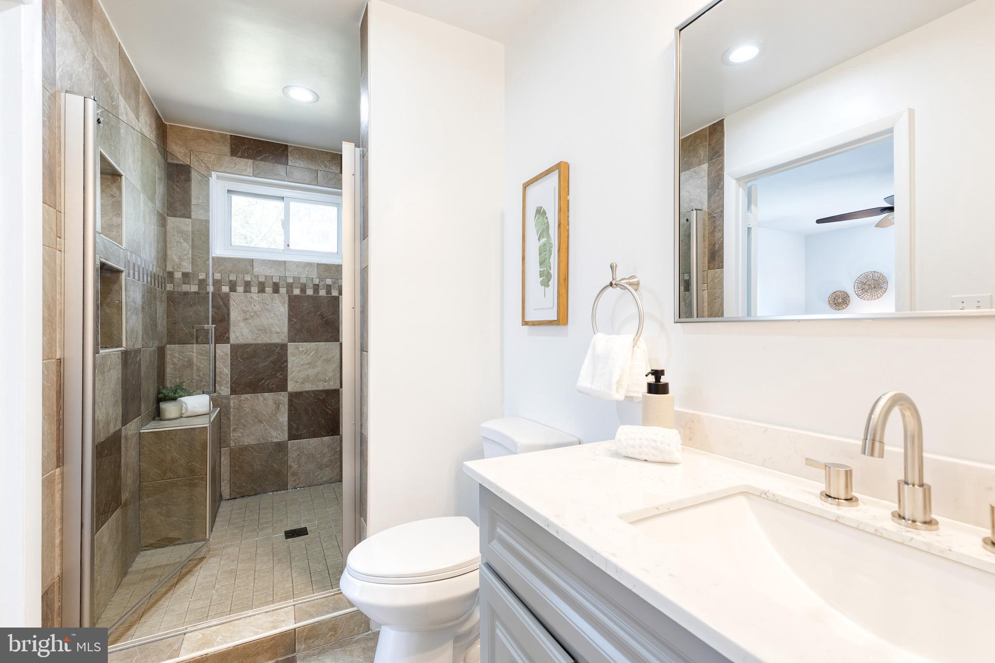 COLLEGE PARK ESTATES - Residential