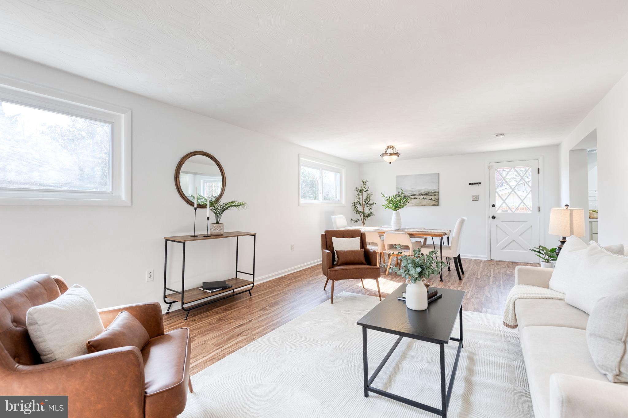 COLLEGE PARK ESTATES - Residential