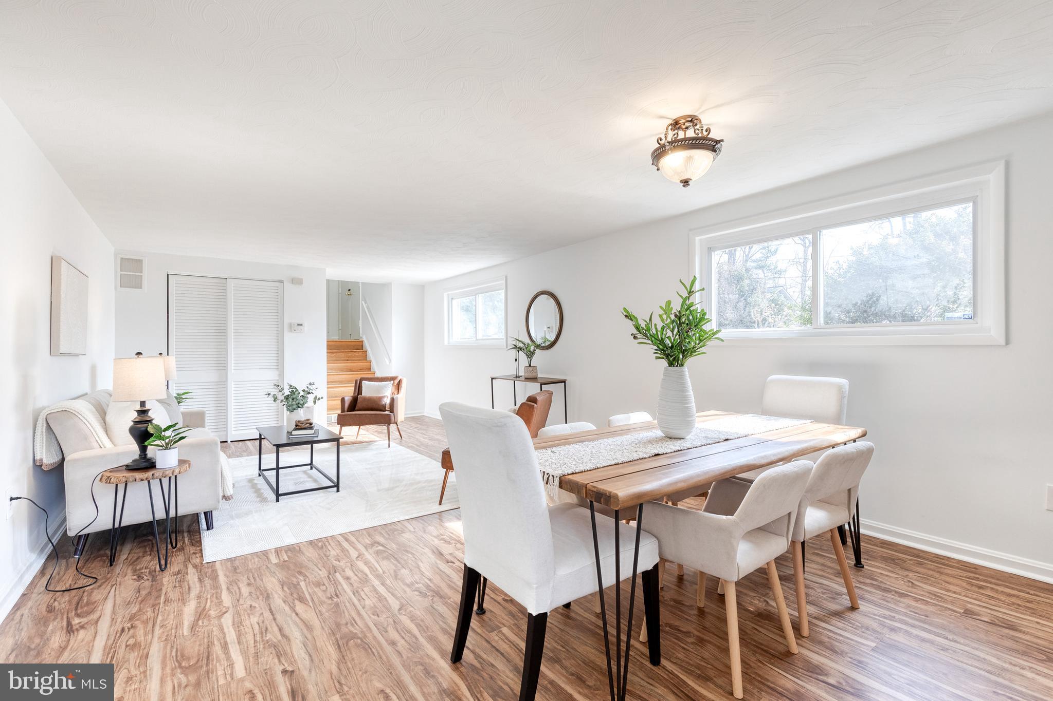 COLLEGE PARK ESTATES - Residential