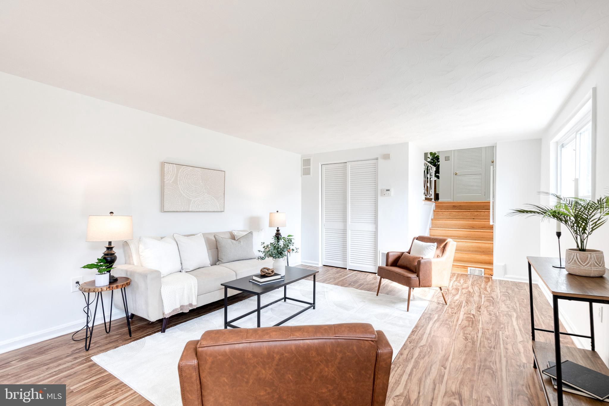 COLLEGE PARK ESTATES - Residential