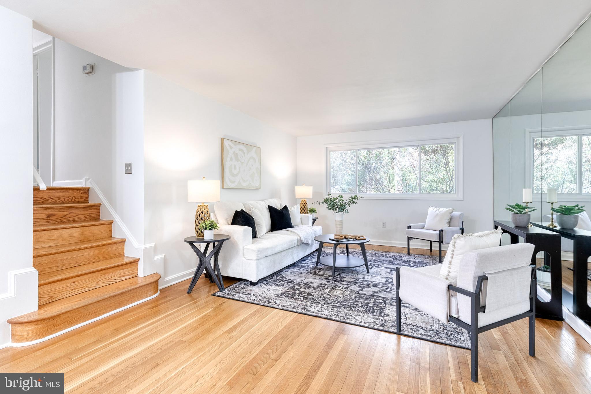 COLLEGE PARK ESTATES - Residential