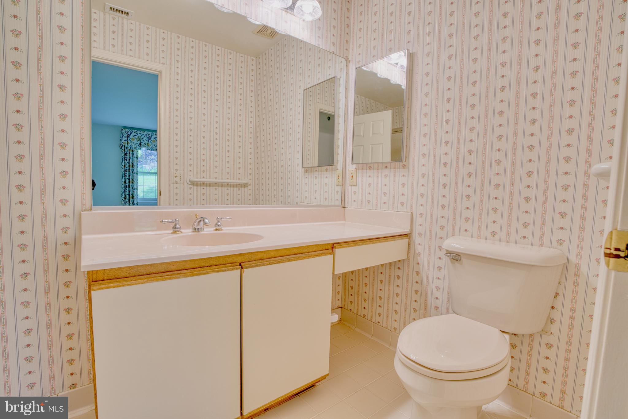 RAINFLOWER/LOVETON - Residential