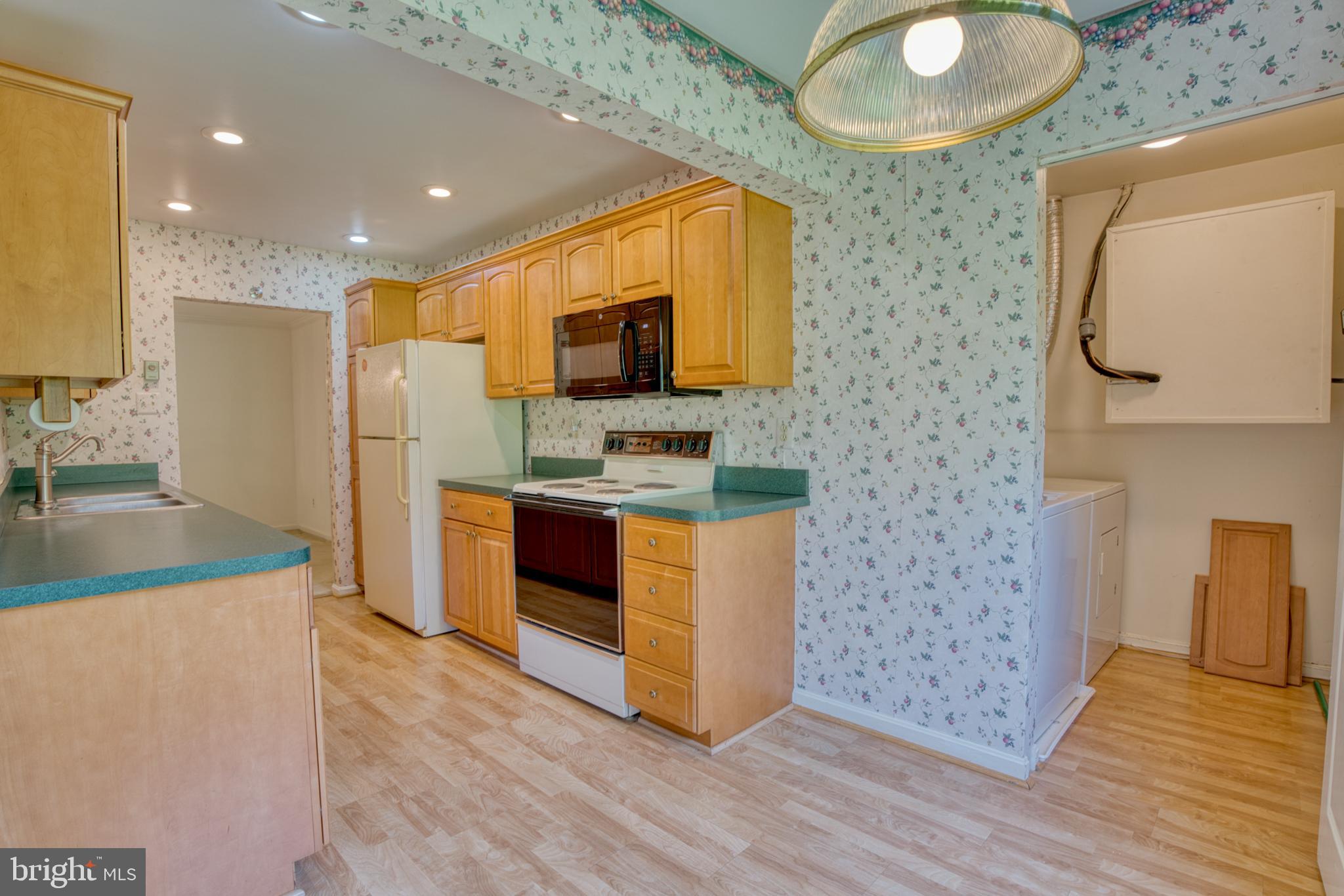 RAINFLOWER/LOVETON - Residential