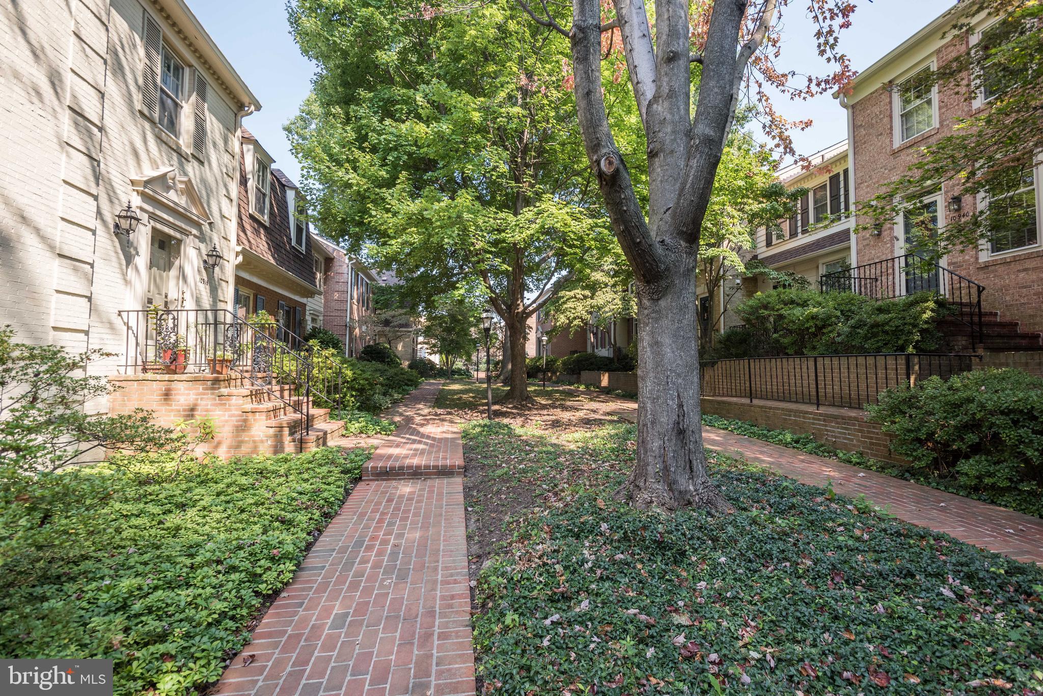 CREST OF WICKFORD - Residential