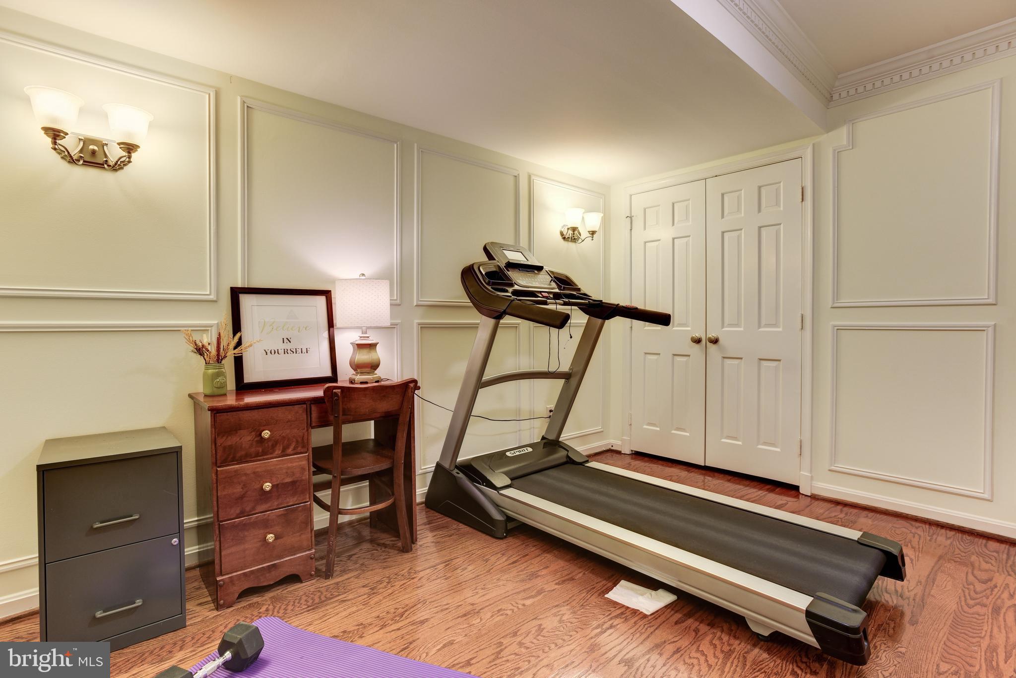 CREST OF WICKFORD - Residential