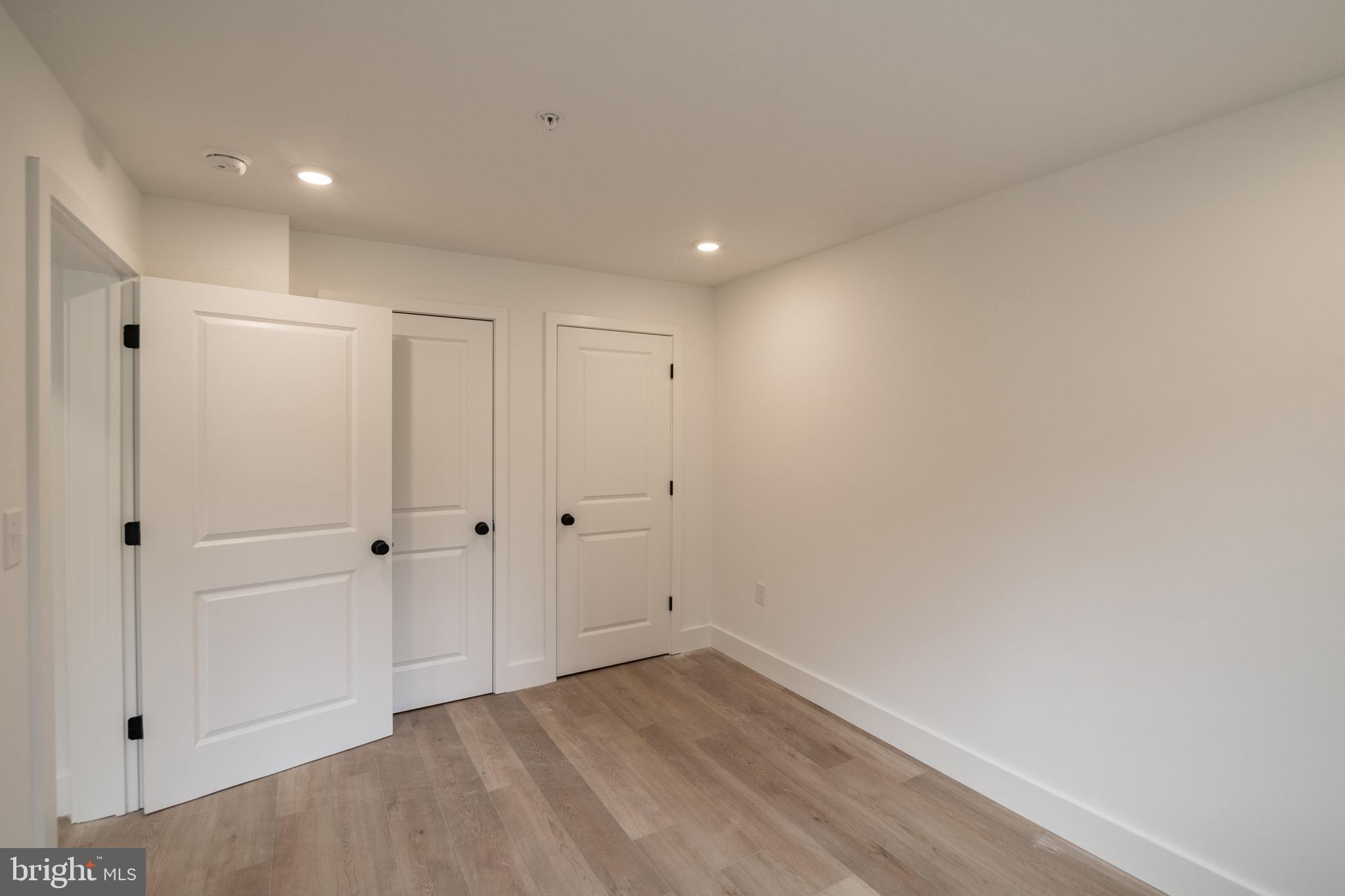 UNIVERSITY CITY - Residential Lease