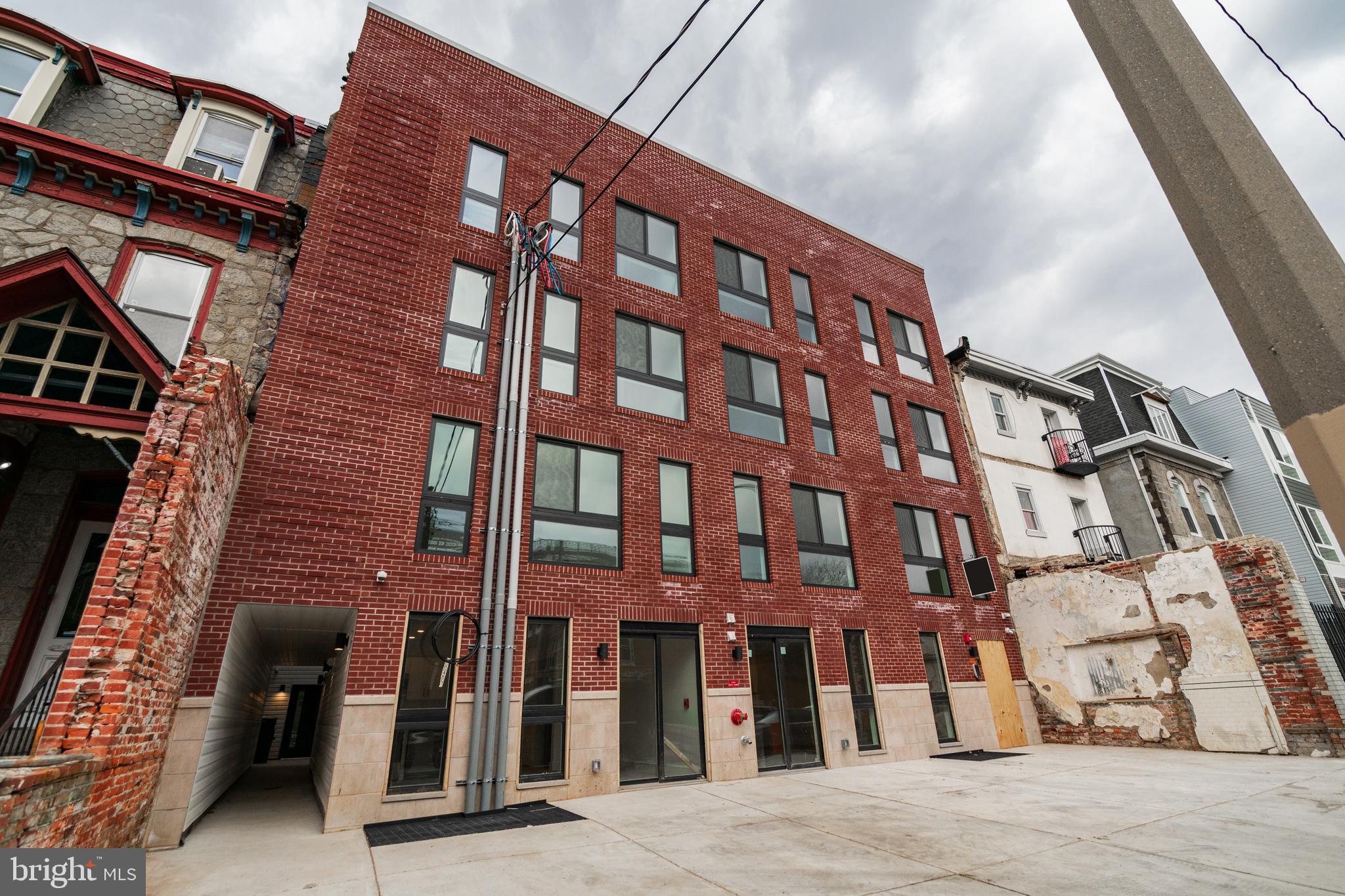 UNIVERSITY CITY - Residential Lease