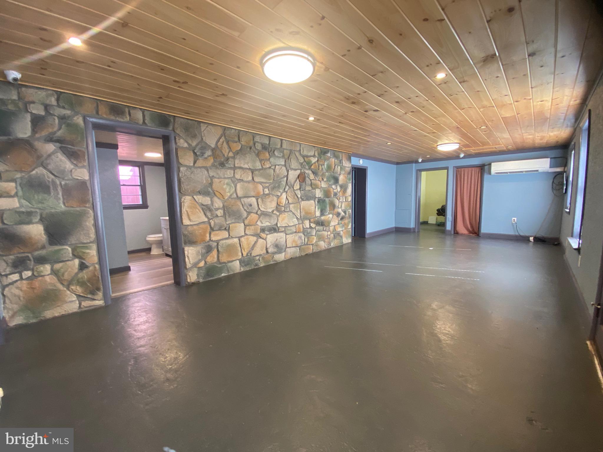 APPLE TREE FARMS - Residential