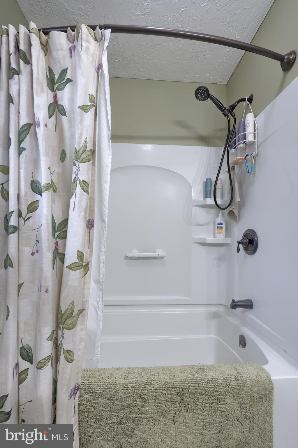 EAST COCALICO TWP - Residential