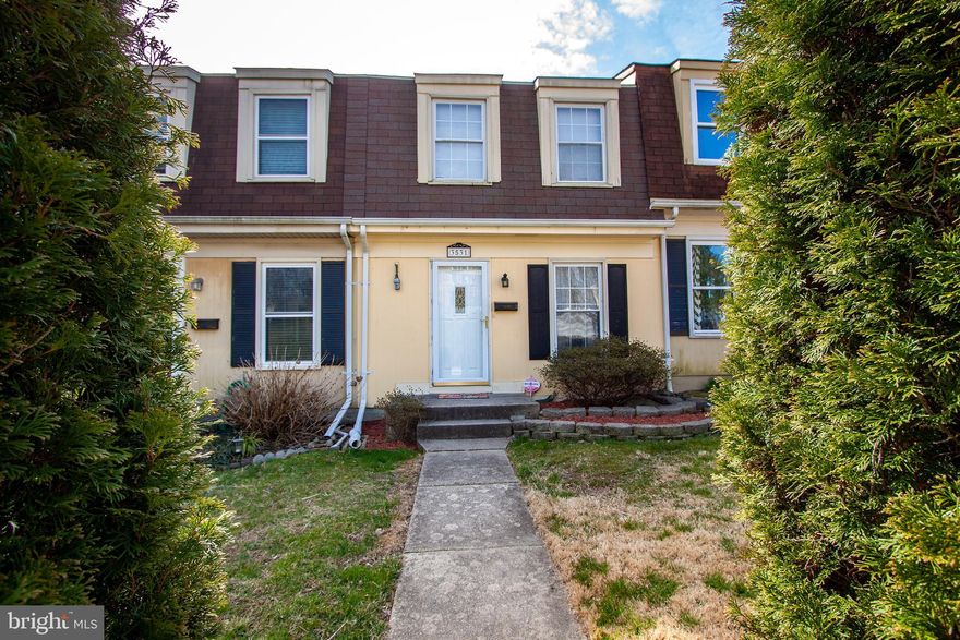 Great well maintained and updated home.  Located on a dead-end street with lots of privacy.  Roof in 2014.  Heating and air in 2013.  Water included in HOA.  Community pool included too! Come and enjoy the great feel of community.