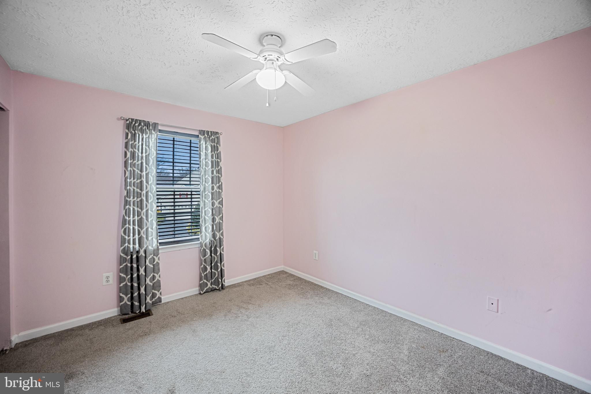 FOREST OAKS - Residential