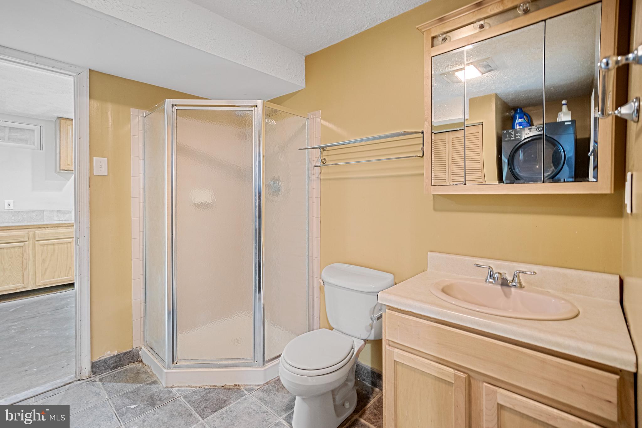 FOREST OAKS - Residential