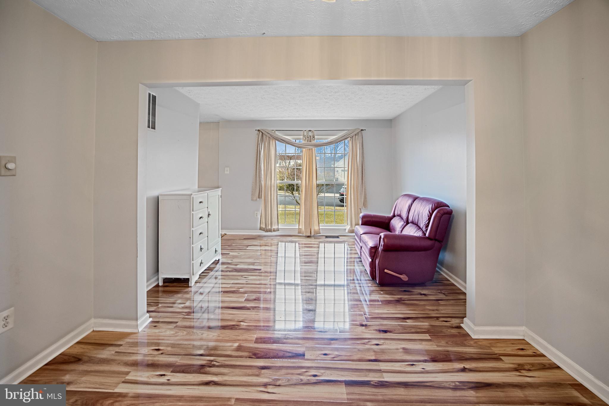 FOREST OAKS - Residential