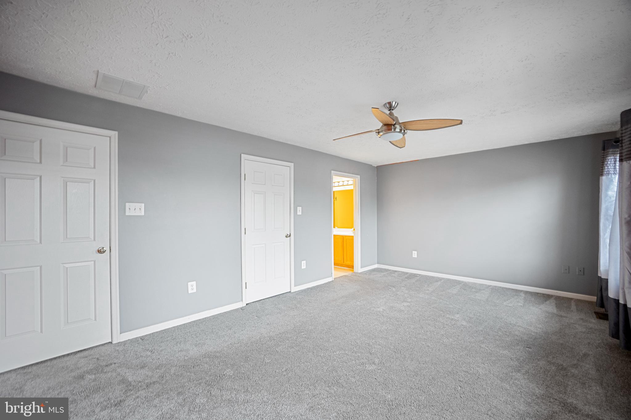 FOREST OAKS - Residential