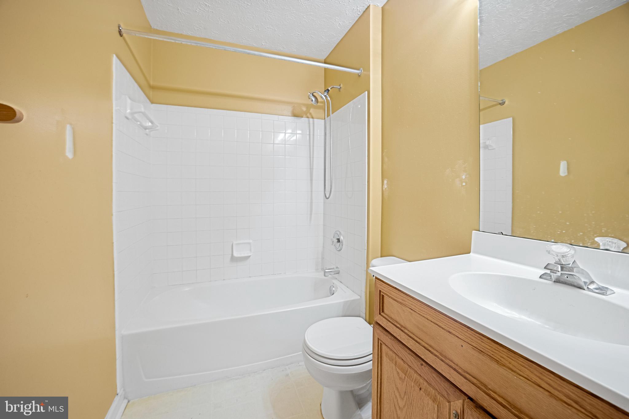 FOREST OAKS - Residential