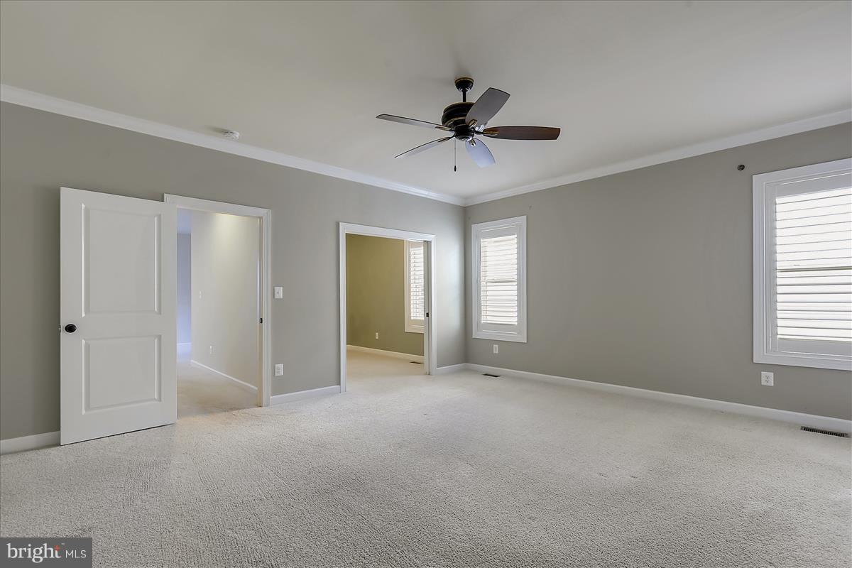 ONE LOUDOUN - Residential