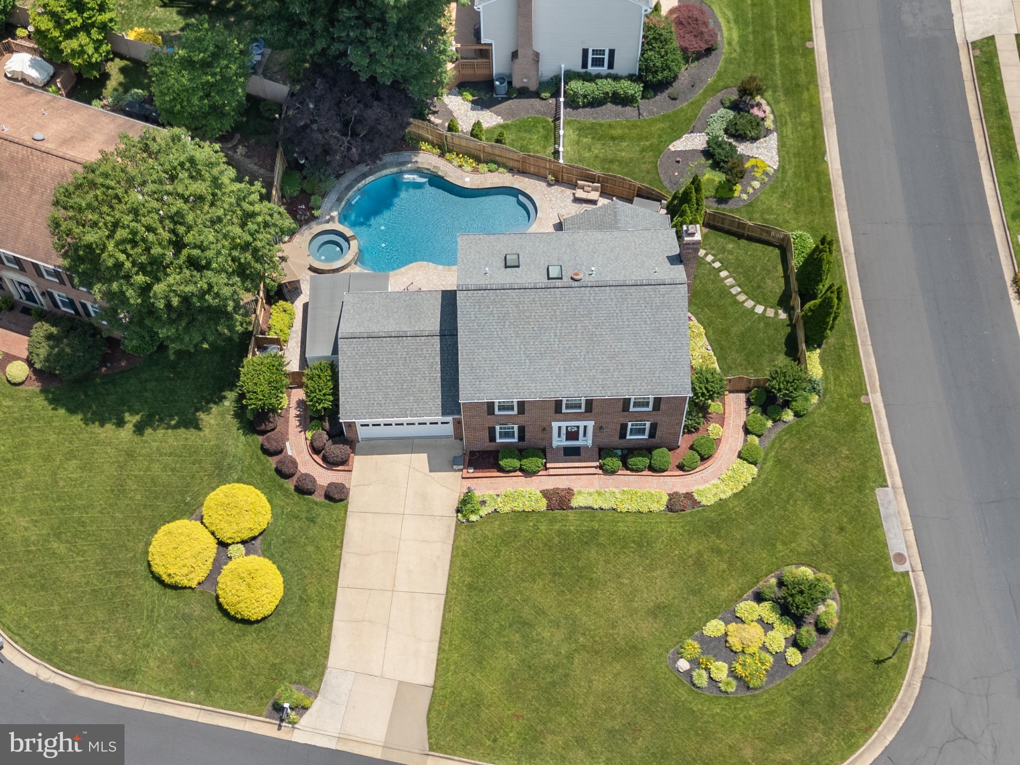 XANADU ESTATES - Residential