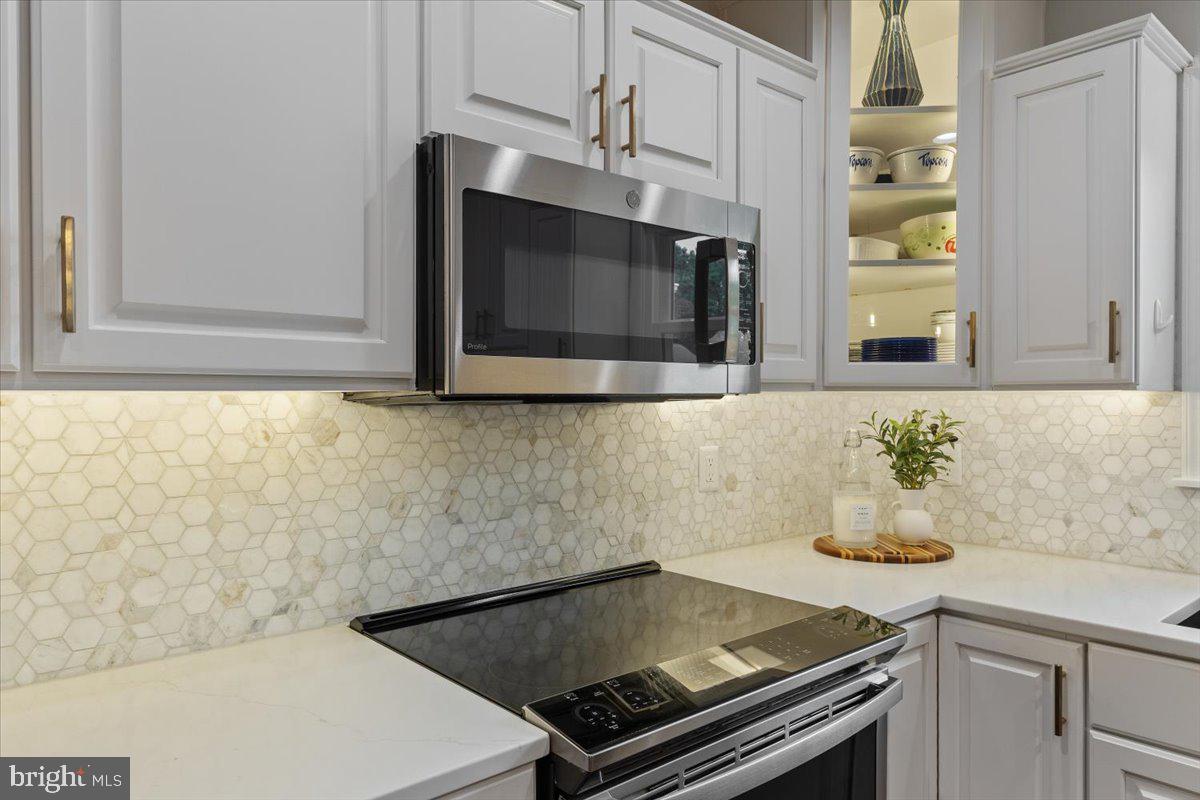 XANADU ESTATES - Residential