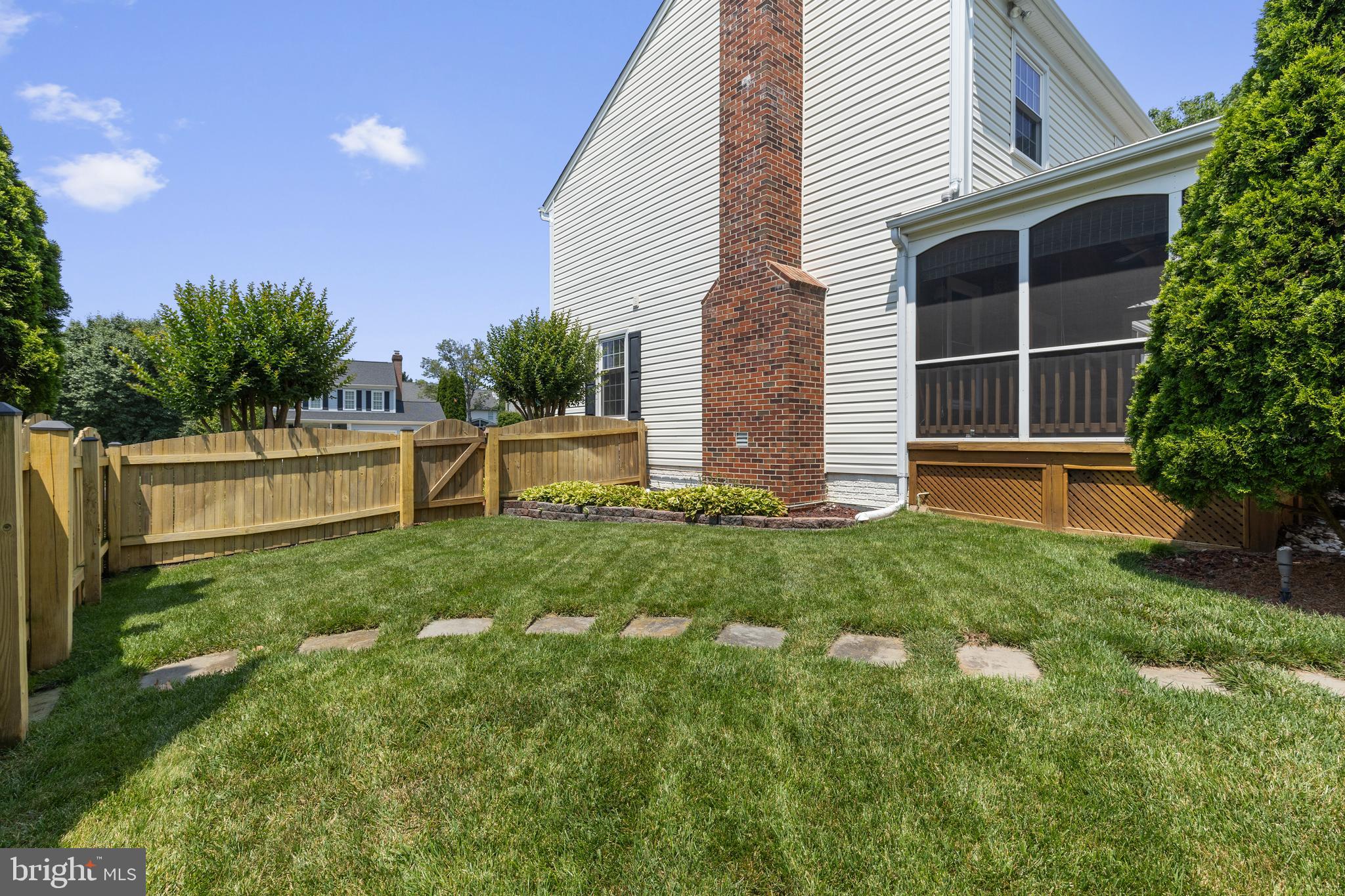 XANADU ESTATES - Residential