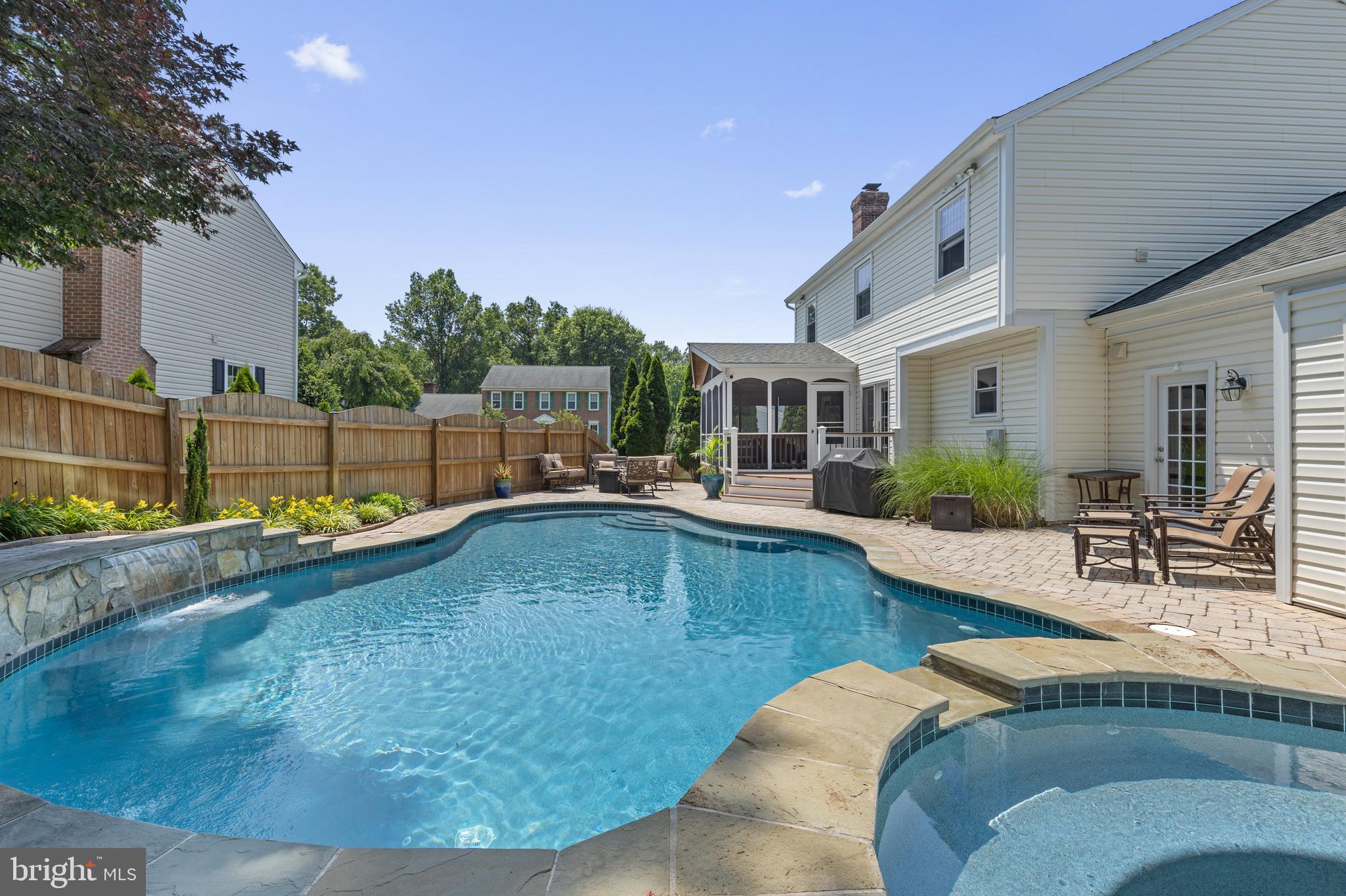 XANADU ESTATES - Residential