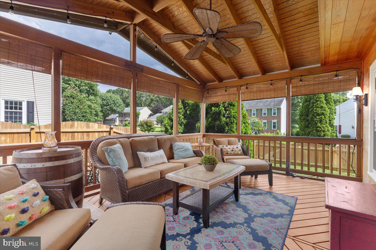 XANADU ESTATES - Residential